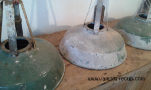 lampes industrielles sorties d'usine 003