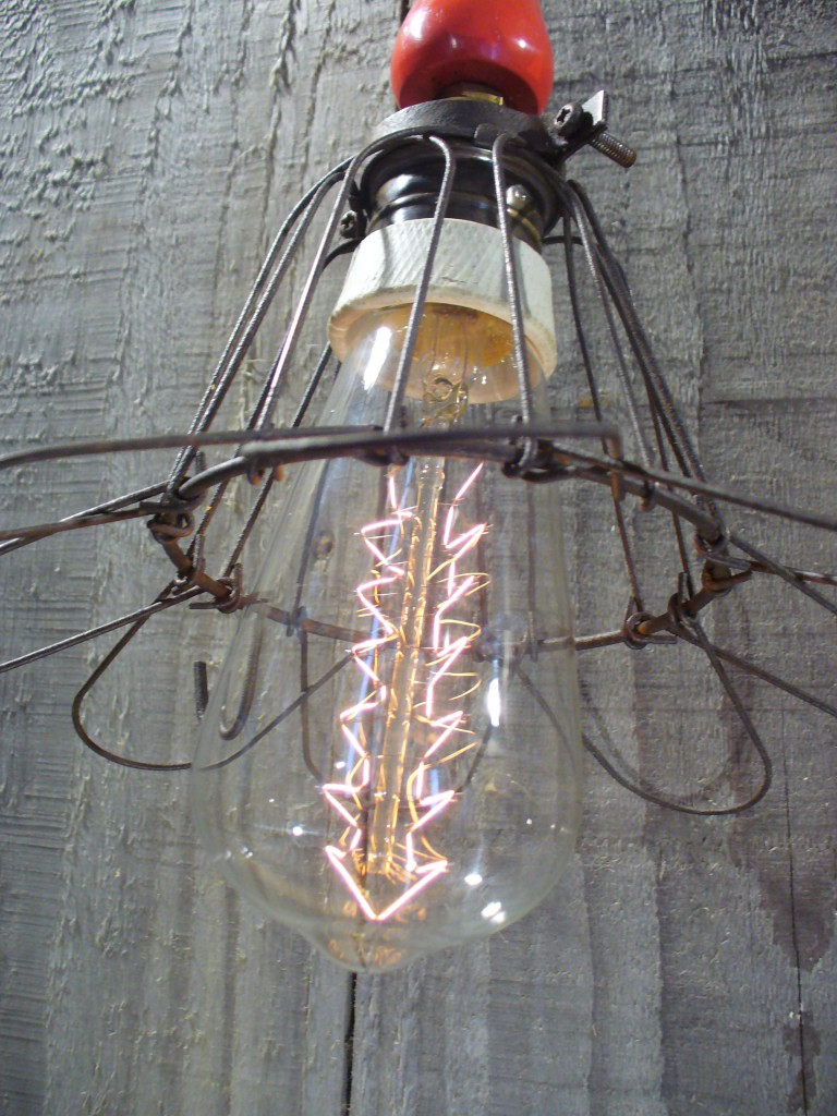 Ampoule décorative a filament "flash"60 watts