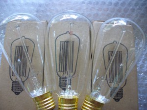 ampoules décoratives a filaments 25 watts x3