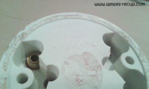 interrupteur vintage laiton et porcelaine diamètre 7,6 cm