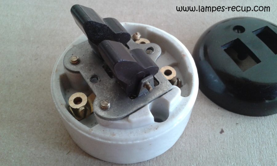 ANCIEN INTERRUPTEUR EN bakélite enduit interrupteur d'éclairage AP