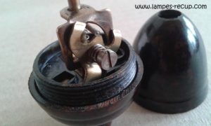 Interrupteur Ancien En Bakélite, 3 Positions, Rond, état Correct