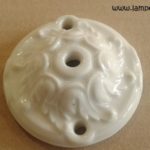 Rosace plafond ancienne en porcelaine diamètre 7.2 cm