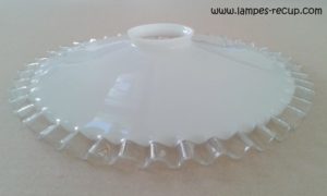 opaline à bords plissés pour suspension vintage diamètre 25 cm