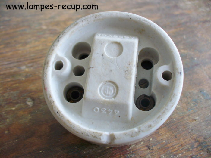 Interrupteur Ancien Porcelaine et Chrome Simple Allumage Réf 4
