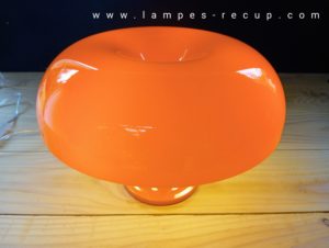 Lampe champignon orange réplique Nessino Artemide