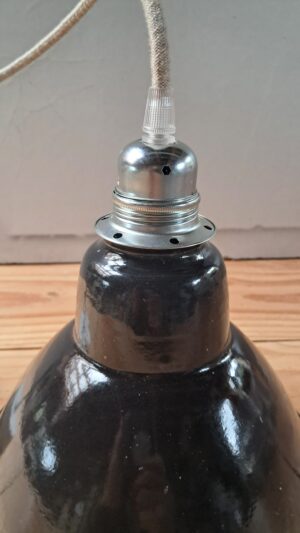 Suspension industrielle vintage émaillée noire  – Image 14